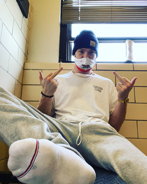 Gambar header OnlyFans dacotahred