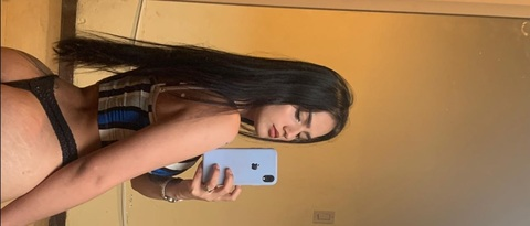 OnlyFans 헤더 사진 dadayany