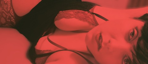 OnlyFans 헤더 사진 daddyslilnympho555