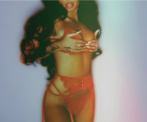 Gambar header OnlyFans daissmayyxx