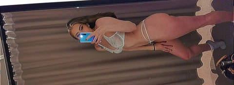 Imagem de cabeçalho do OnlyFans damania