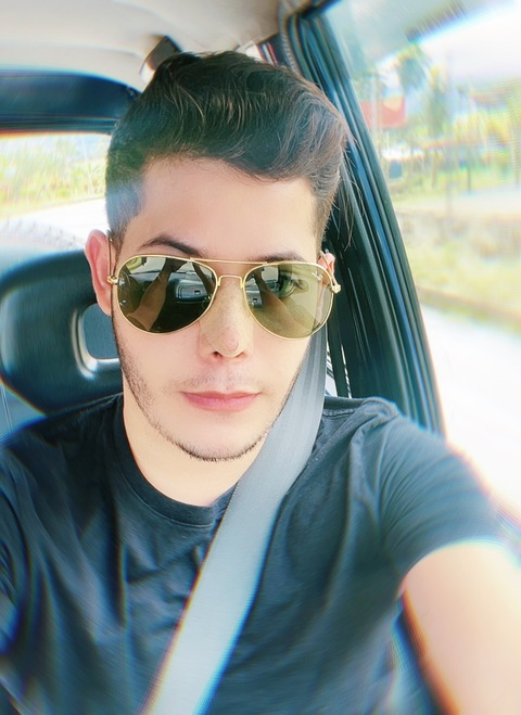 OnlyFans üst resmi darwinochoal1