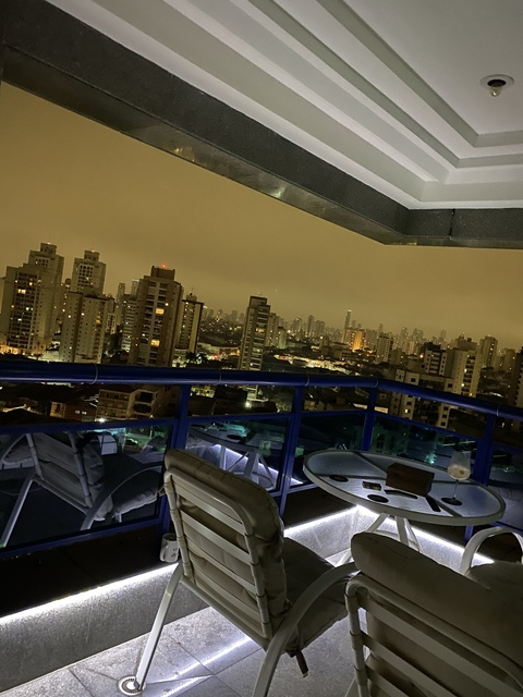 OnlyFansヘッダー写真 dbuennofree