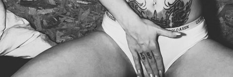 Image d'en-tête OnlyFans dearfxckindiary