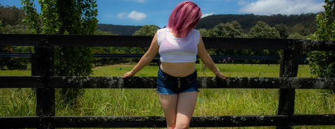 OnlyFans हेडर तस्वीर desirabledesera