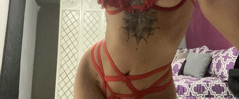 OnlyFans हेडर तस्वीर dogmami