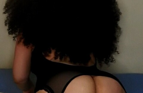 OnlyFansヘッダー写真 dominicanchula