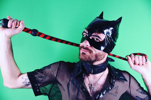 OnlyFans 헤더 사진 dr.dildo