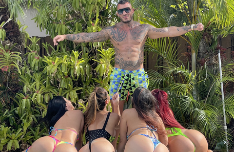 Obraz nagłówka OnlyFans droshow