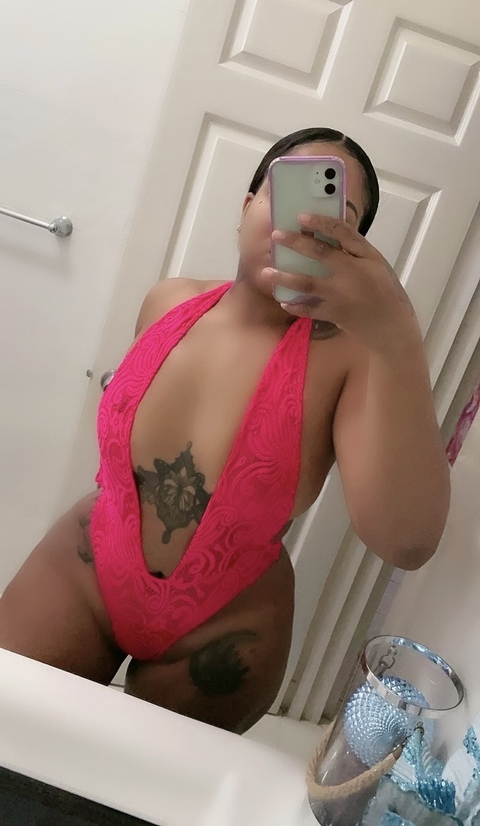 OnlyFans kopafbeelding dubaiimili