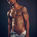 OnlyFansのプロフィール写真emazin704