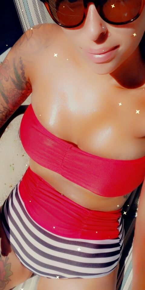 OnlyFans Titelbild emillieafterdark