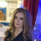 ओन्लीफैंस प्रोफाइल चित्र emma-logan