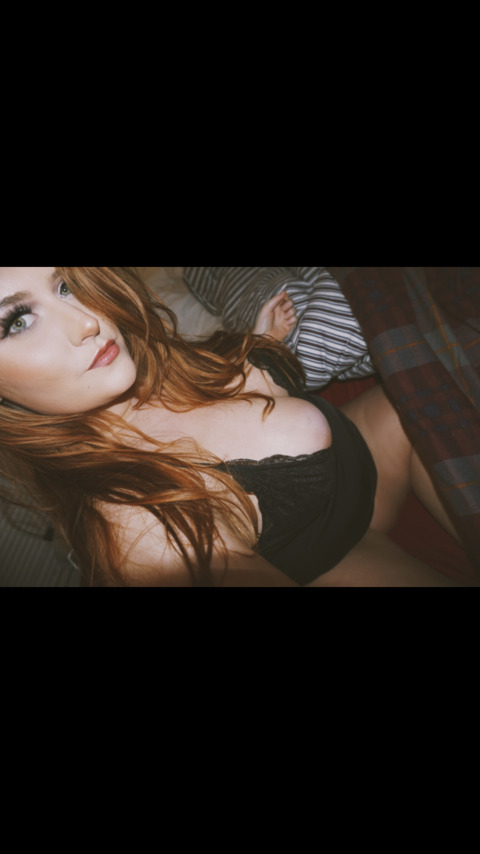 Immagine di copertina OnlyFans emmyliz121