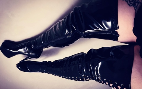 OnlyFans हेडर तस्वीर eternalcumslut