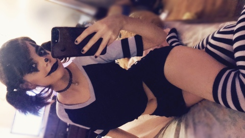 OnlyFans üst resmi eviesunset