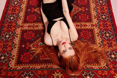 Imagen de encabezado de OnlyFans de expensive_doll