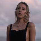 OnlyFansのプロフィール写真faepaulinee