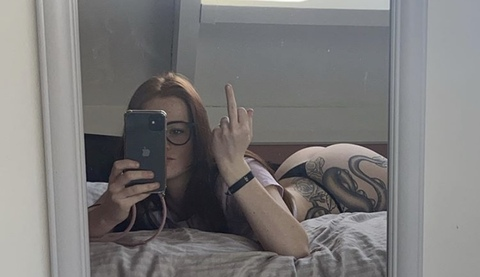 Image d'en-tête OnlyFans fairyfeetjee