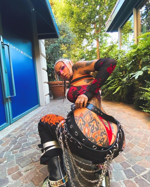 Gambar header OnlyFans fishballsgg