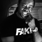 OnlyFansのプロフィール写真freddygong