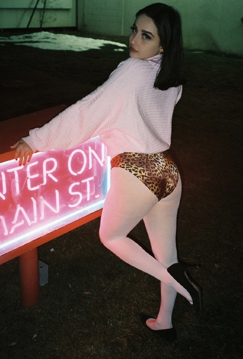 OnlyFansヘッダー写真 g0atgirl