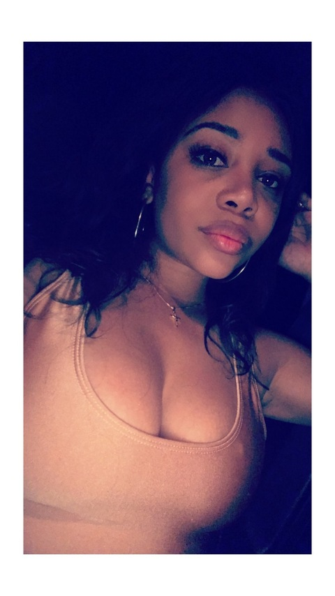 صورة رأس OnlyFans geenana