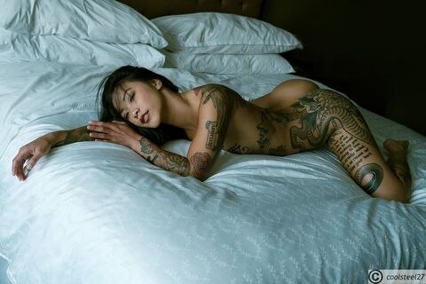 OnlyFans üst resmi girlwi.theserpenttattoo