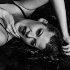 OnlyFans 프로필 사진 h0rnym0mmy