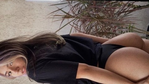 Immagine di copertina OnlyFans hamure