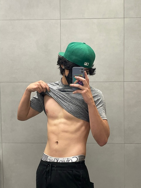 Immagine di copertina OnlyFans harolstiward