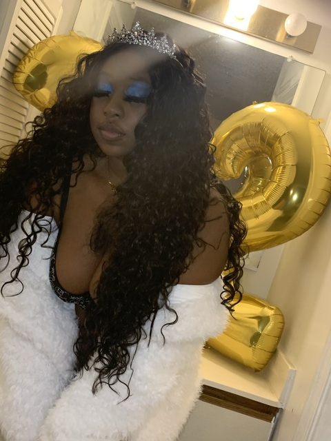 OnlyFans हेडर तस्वीर heavysworld