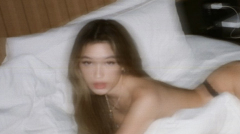 OnlyFansヘッダー写真 hollylim