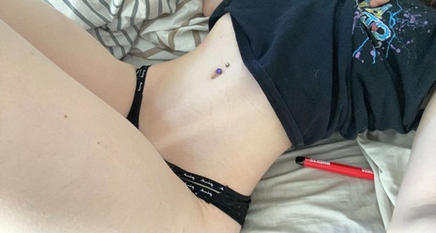 OnlyFans üst resmi holylexx