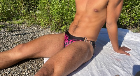 OnlyFansヘッダー写真 hy4cinth