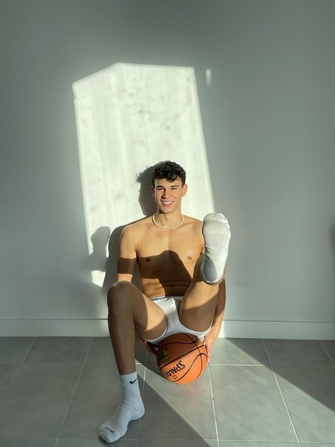 Снимка на заглавие на OnlyFans iamalann23