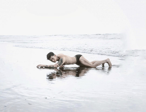 OnlyFansヘッダー写真 iamrefrizal