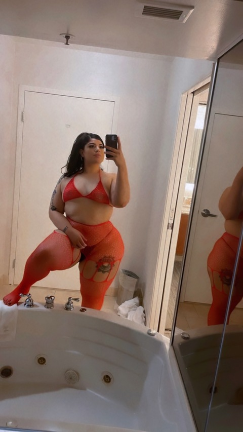 OnlyFans üst resmi iamyummyyams