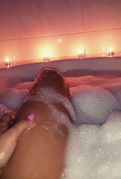 Immagine di copertina OnlyFans ilona