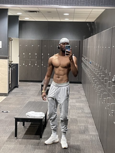 OnlyFans हेडर तस्वीर imthatartist