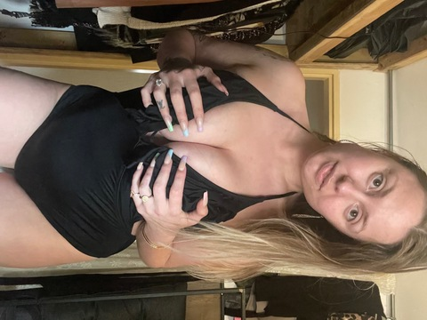 OnlyFans üst resmi interracialcouplesarehot