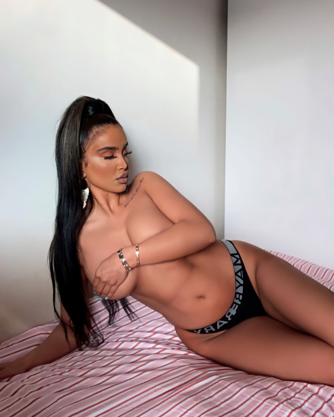 OnlyFans हेडर तस्वीर its.amanda