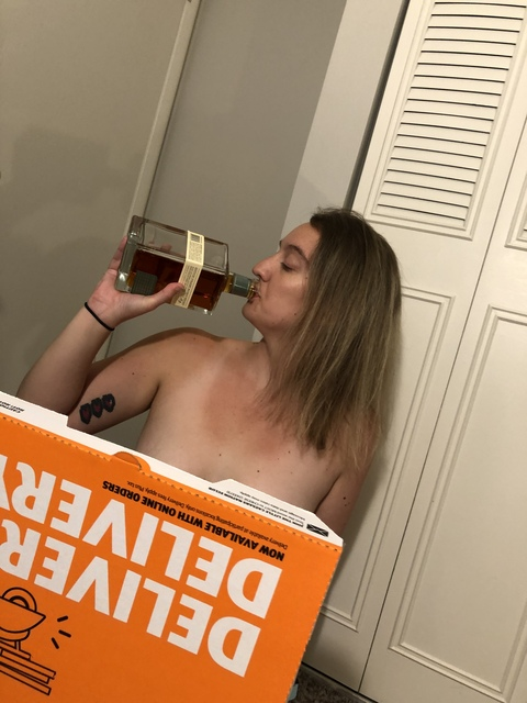 OnlyFans 헤더 사진 itsjustbru