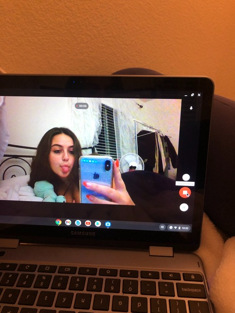 OnlyFansヘッダー写真 itsjustsoph