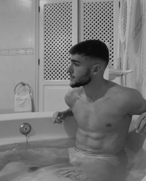 Gambar header OnlyFans itsnotalext