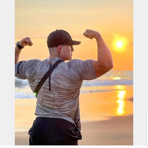 Изображение шапки OnlyFans izakalvarado22