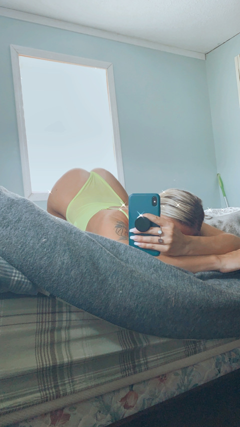 OnlyFans हेडर तस्वीर jade212121