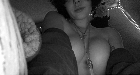 Изображение шапки OnlyFans jadeleine_