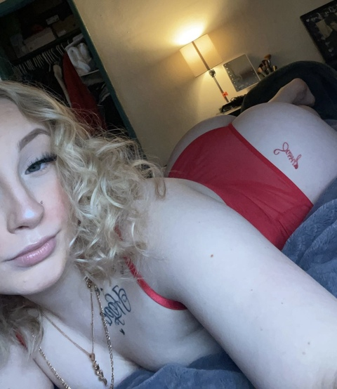 Imagen de encabezado de OnlyFans de jadennnmarie