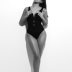 OnlyFansのプロフィール写真jessikadomino